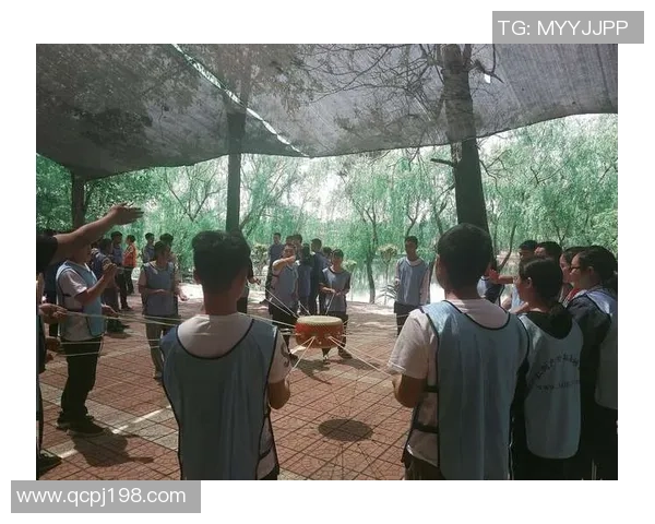 深圳滑板队的团队协作与默契训练探索之旅